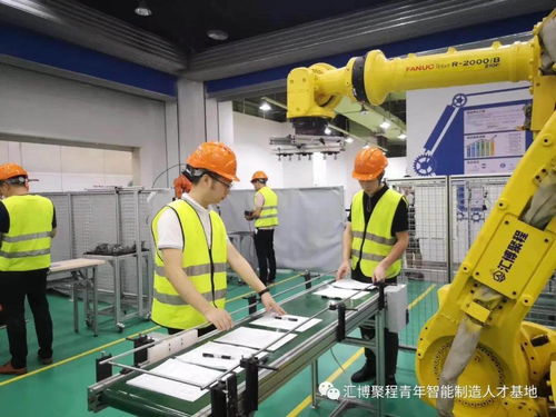 重慶市人社工業(yè)機器人系統(tǒng)運維工程師考試在我基地成功舉行，助力工業(yè)工程設計服務高質量發(fā)展